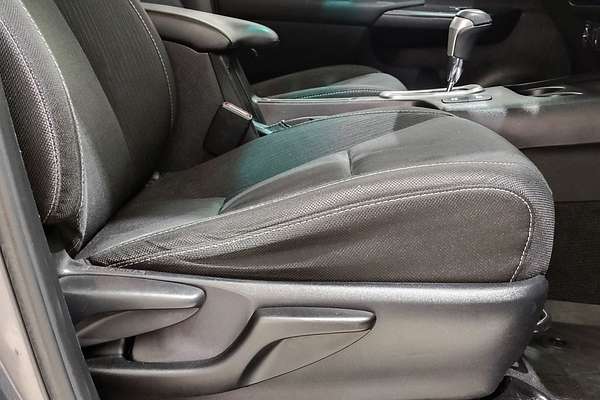 2021 Toyota Hilux SR5 GUN126R 4X4