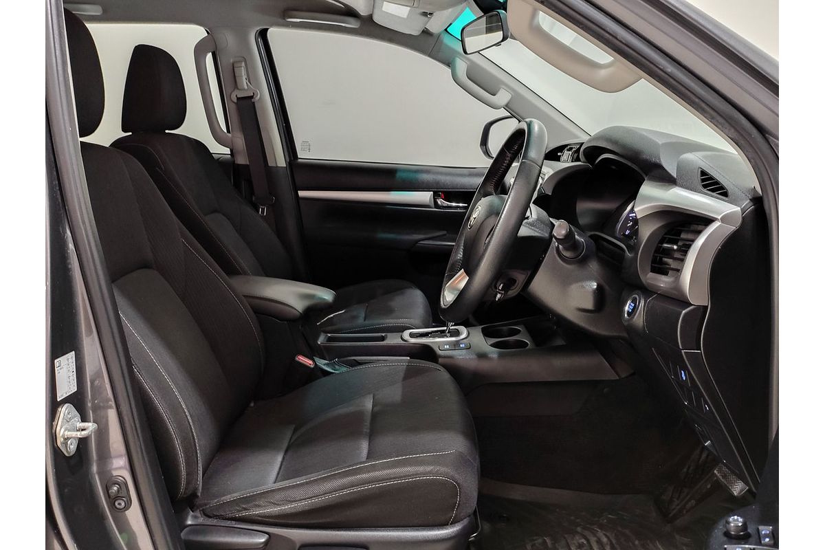 2021 Toyota Hilux SR5 GUN126R 4X4