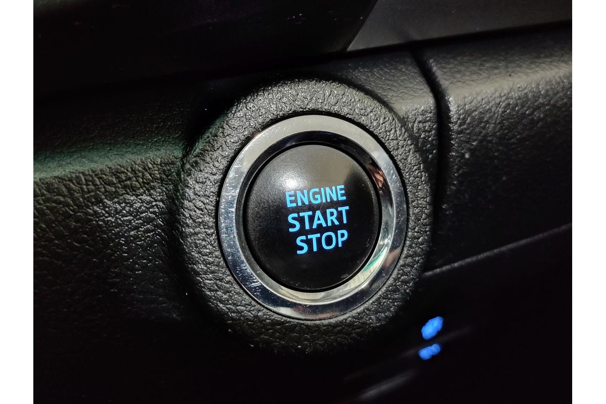 2021 Toyota Hilux SR5 GUN126R 4X4