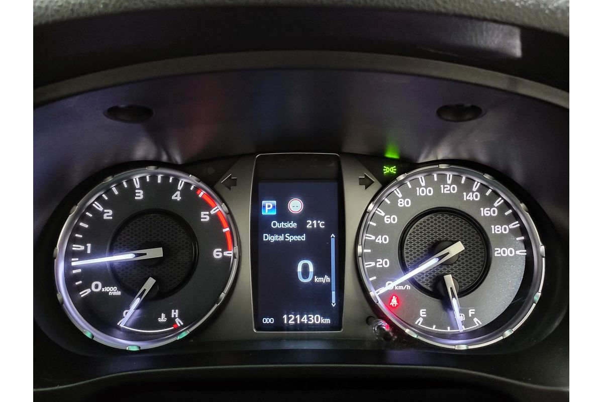 2021 Toyota Hilux SR5 GUN126R 4X4