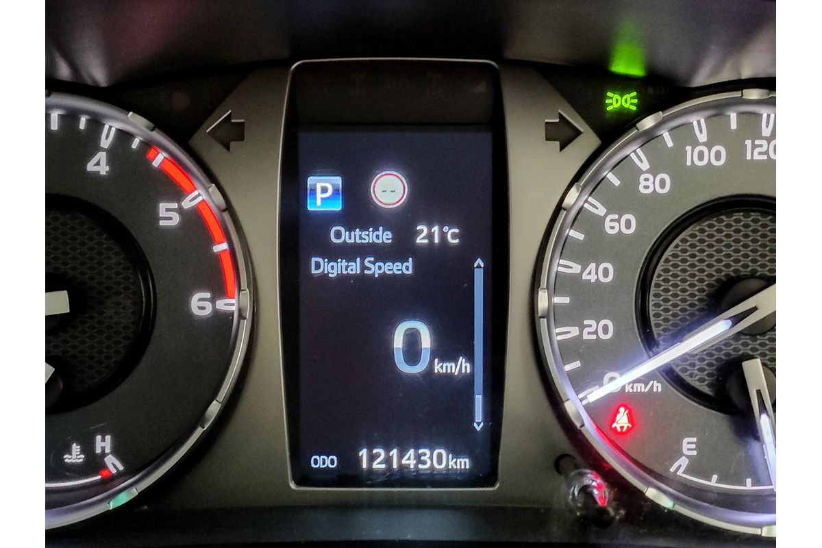 2021 Toyota Hilux SR5 GUN126R 4X4