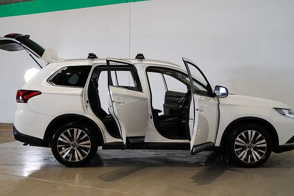 2020 Mitsubishi Outlander LS ZL