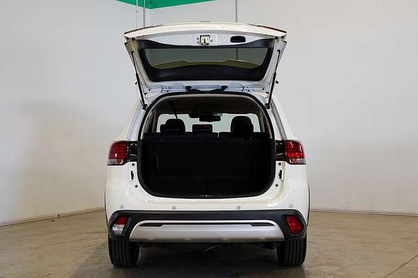 2020 Mitsubishi Outlander LS ZL