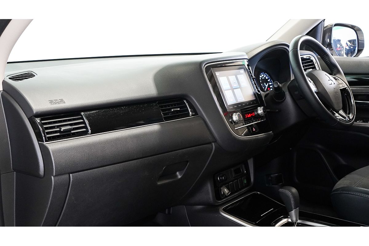 2020 Mitsubishi Outlander LS ZL