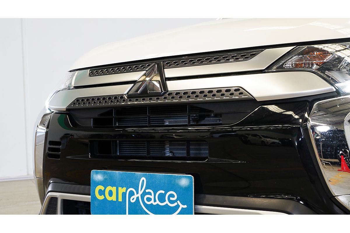 2020 Mitsubishi Outlander LS ZL