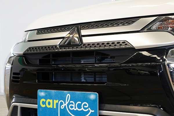 2020 Mitsubishi Outlander LS ZL