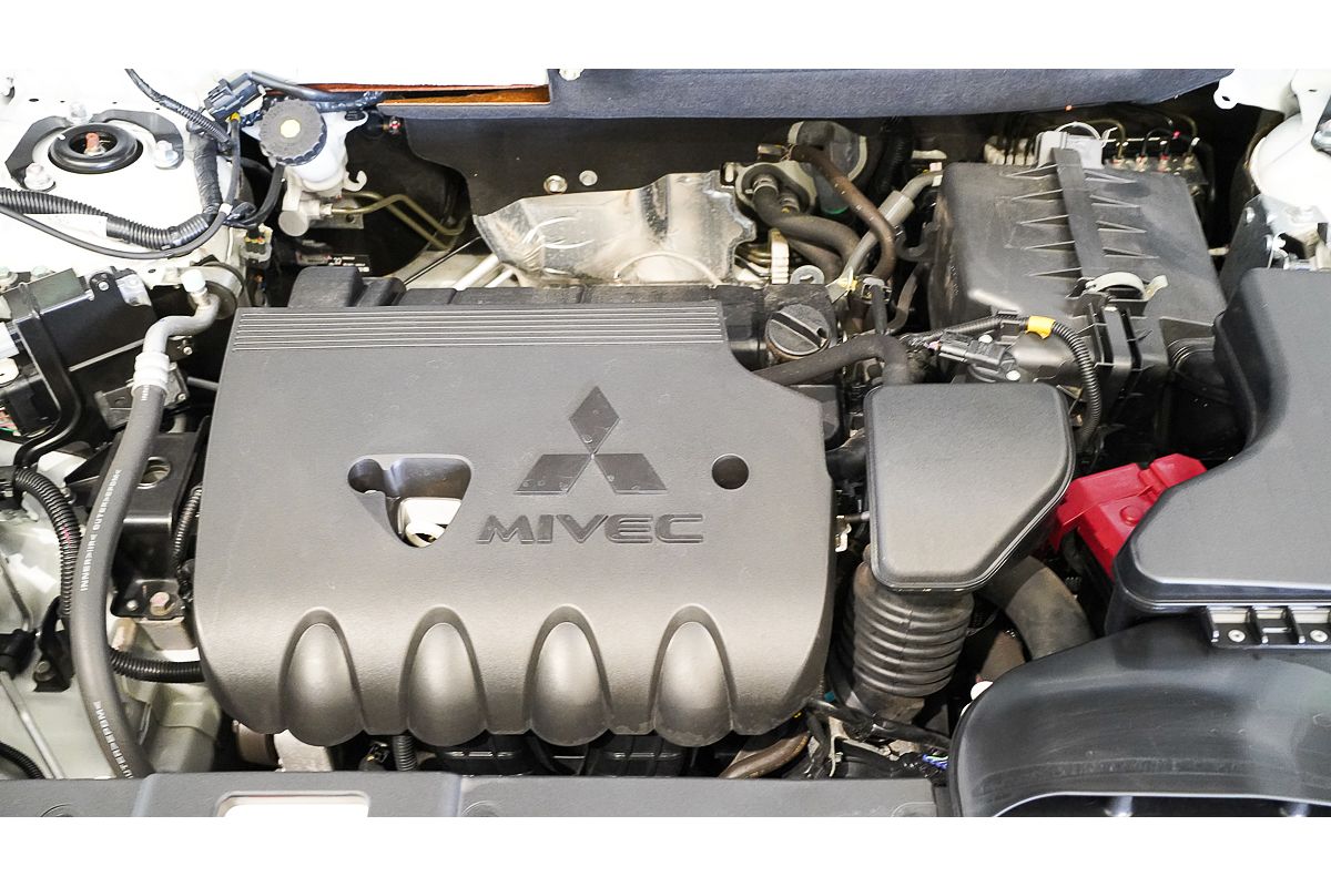 2020 Mitsubishi Outlander LS ZL