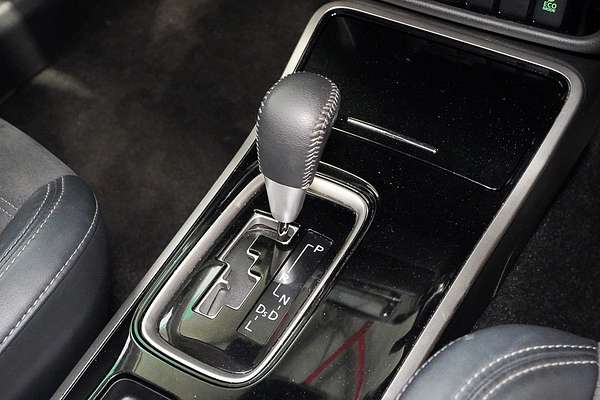 2020 Mitsubishi Outlander LS ZL