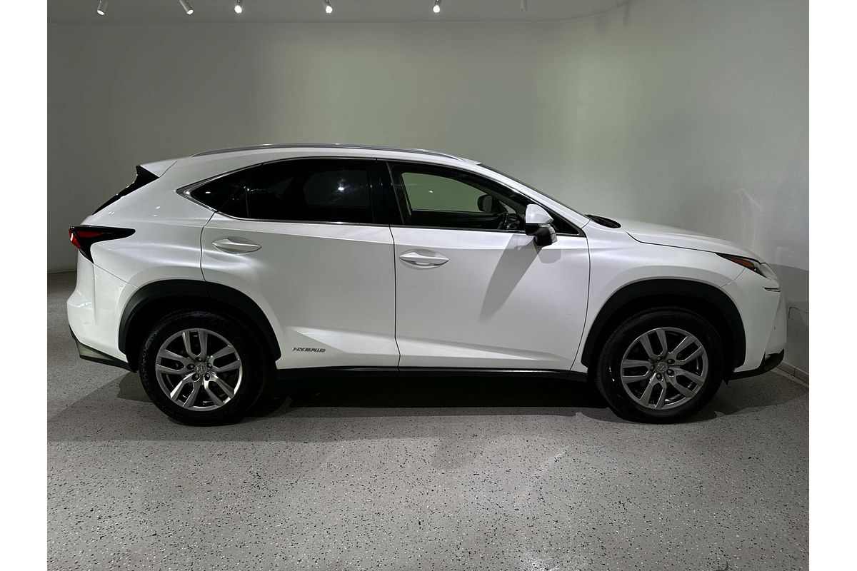 2015 Lexus NX NX300h Luxury AYZ10R