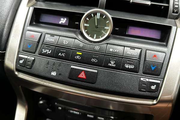 2015 Lexus NX NX300h Luxury AYZ10R