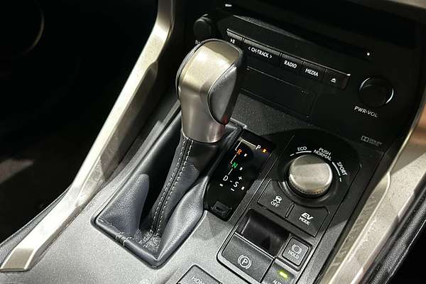 2015 Lexus NX NX300h Luxury AYZ10R