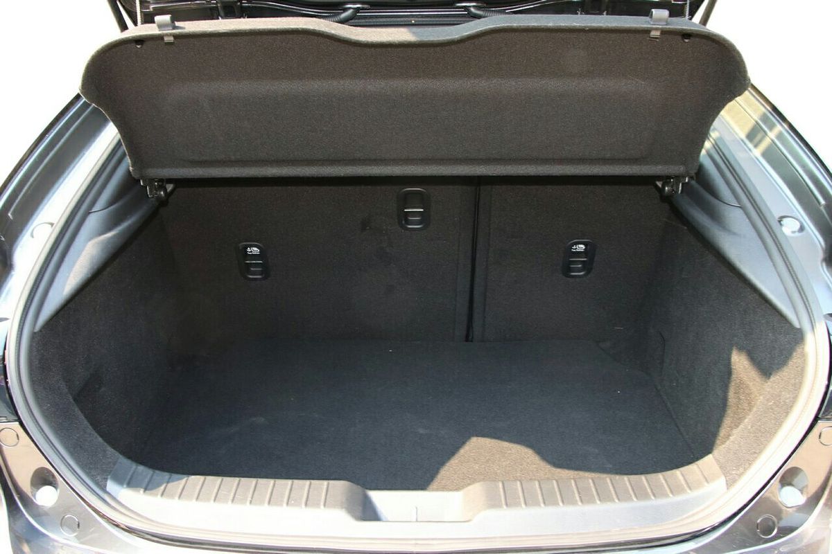 2025 Mazda 3 G20 Touring BP Series