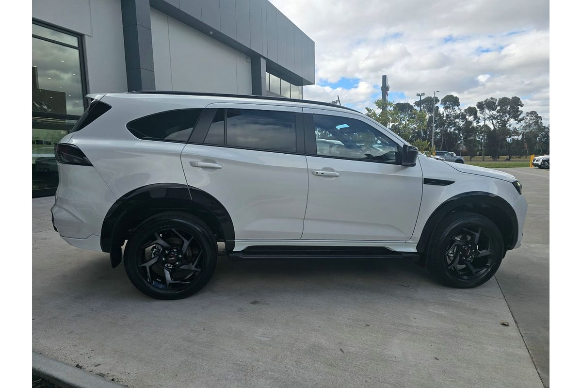 2025 Isuzu MU-X X-TERRAIN