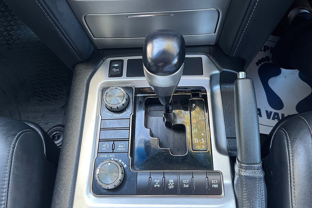 2018 Toyota Landcruiser VX (4x4) VDJ200R MY16