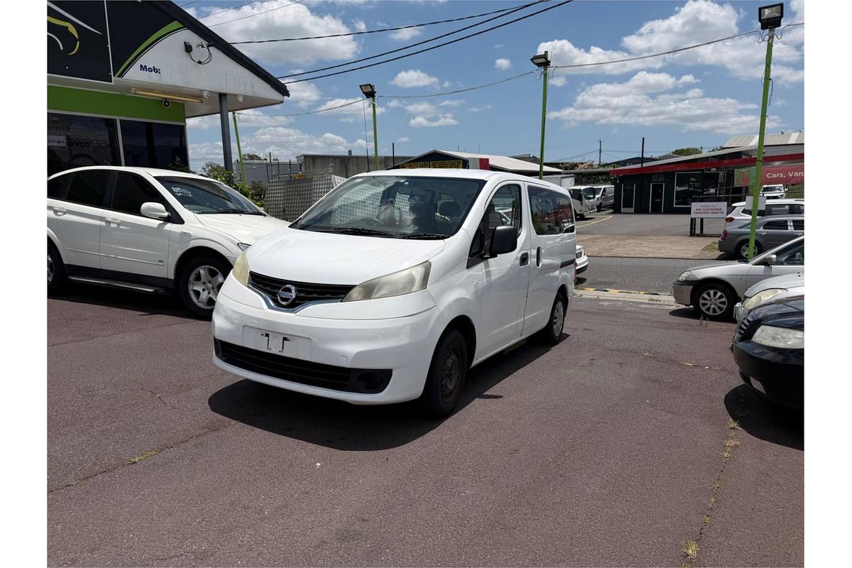 2014 Nissan NV200 Lifecare Vanete