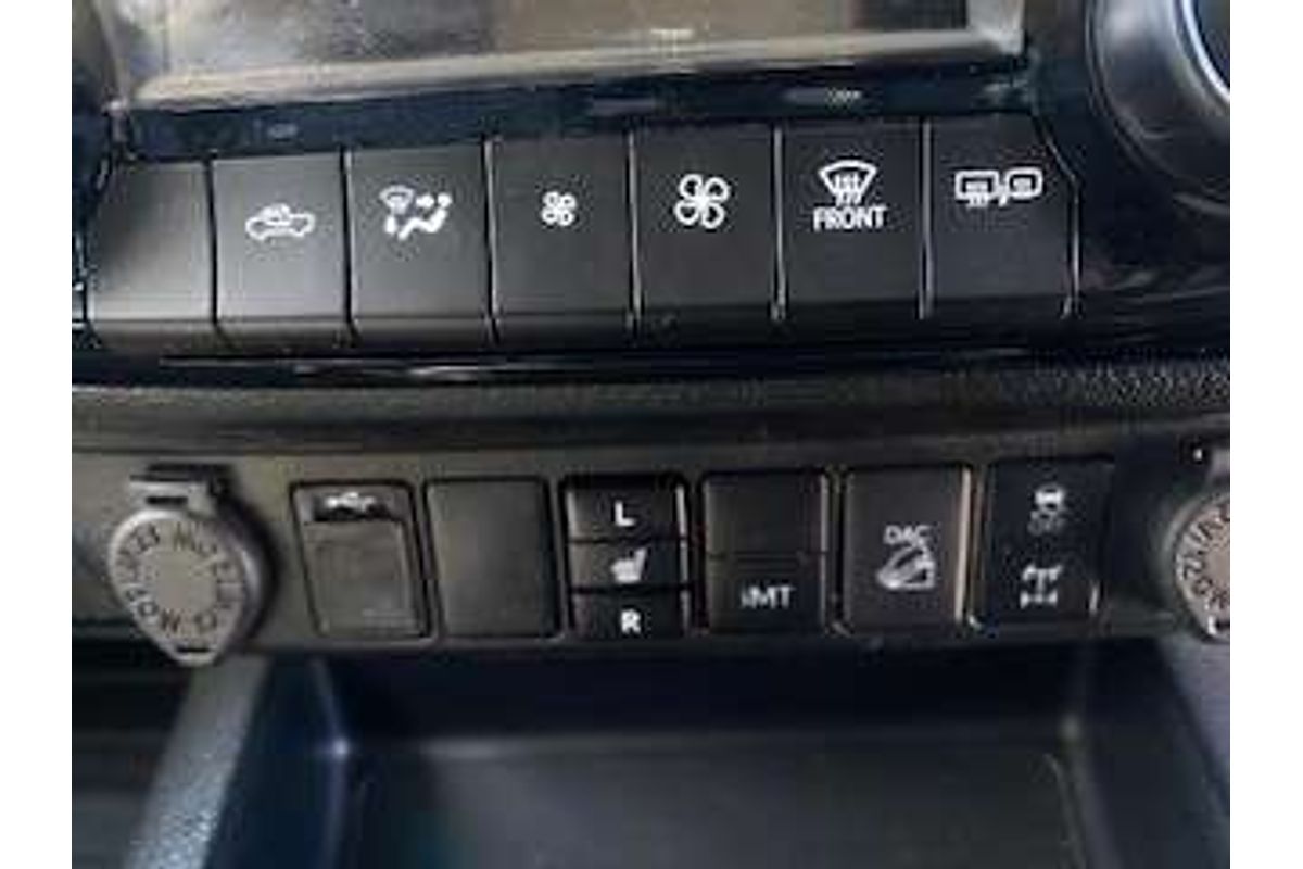 2021 Toyota Hilux SR5 GUN126R 4X4