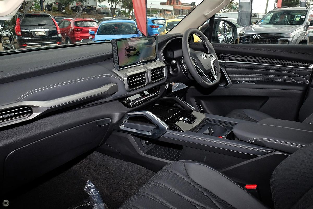 2025 LDV D90 Executive SV9A