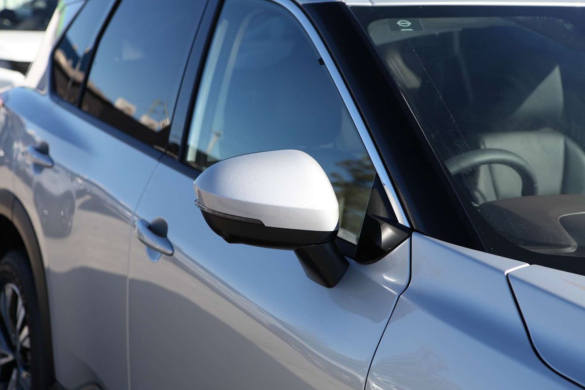 2025 Nissan X-TRAIL ST-L e-POWER T33