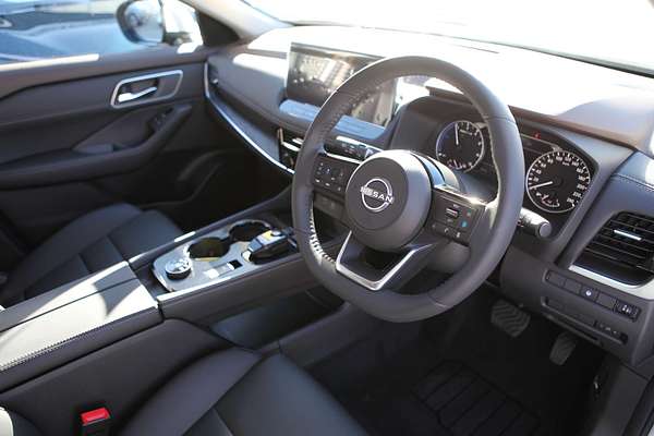 2025 Nissan X-TRAIL ST-L e-POWER T33