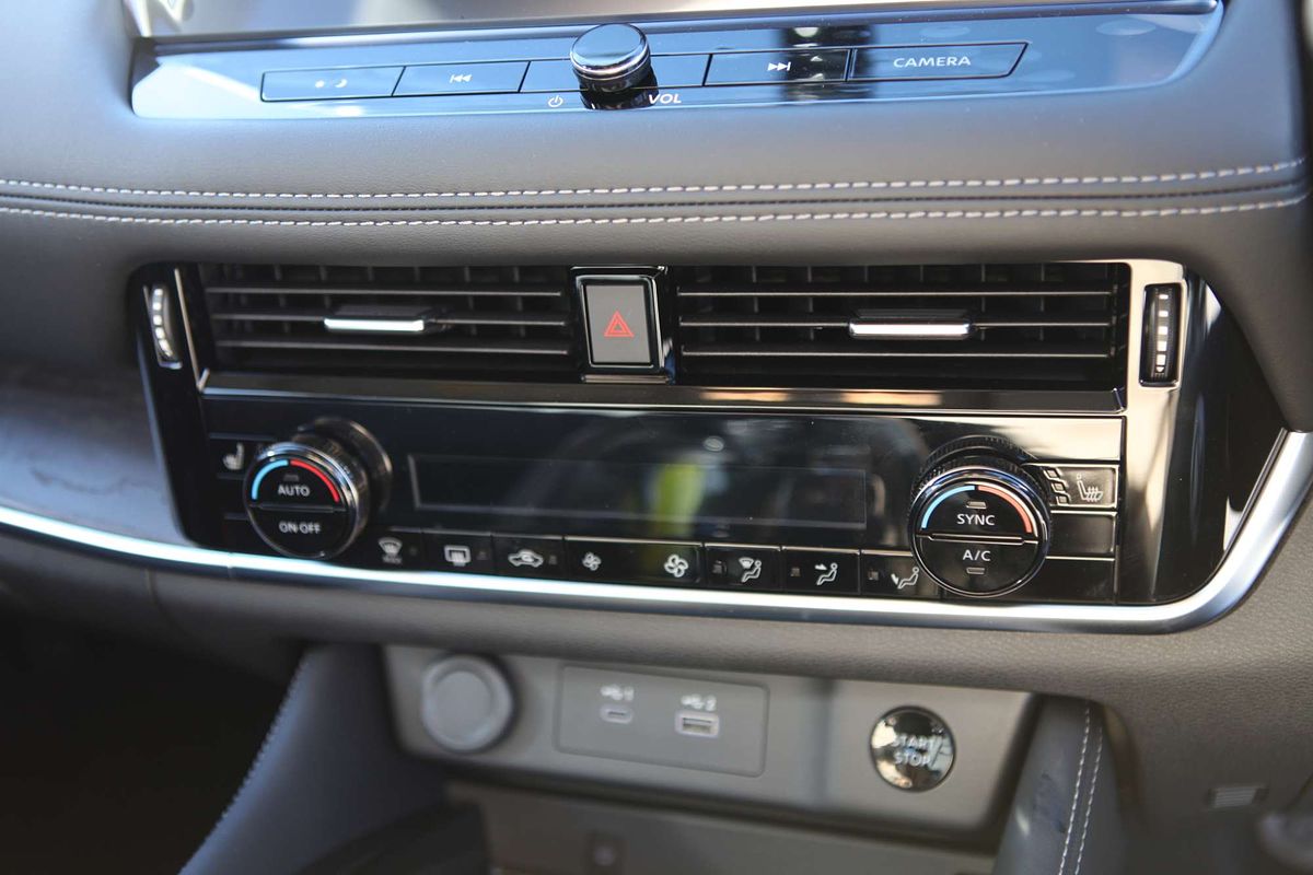 2025 Nissan X-TRAIL ST-L e-POWER T33