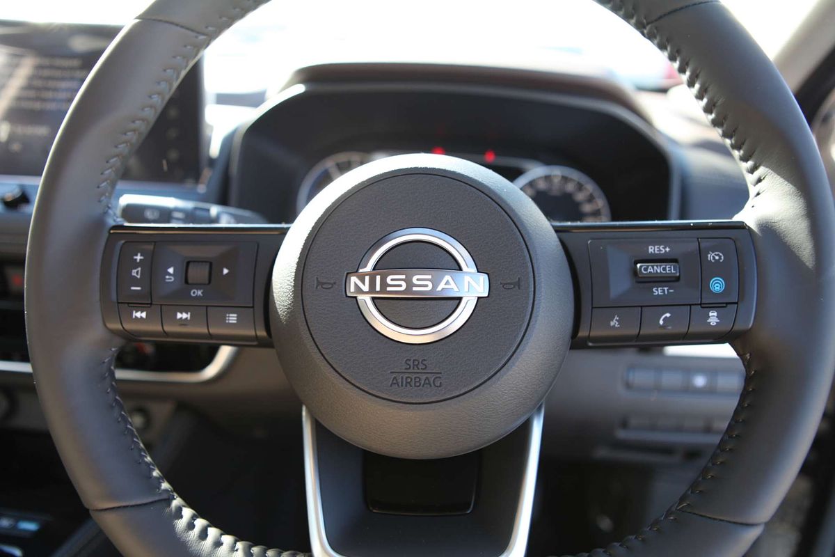 2025 Nissan X-TRAIL ST-L e-POWER T33