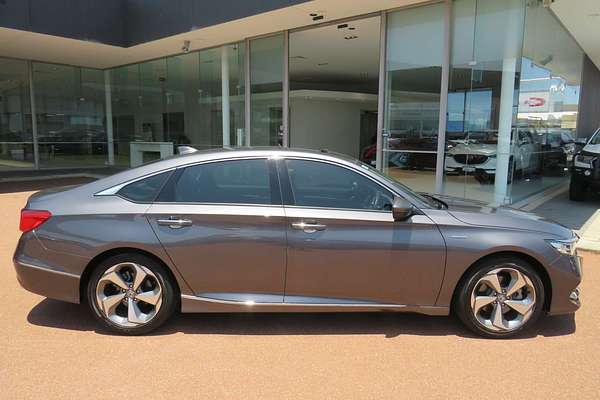 2020 Honda Accord VTi-LX 10th Gen