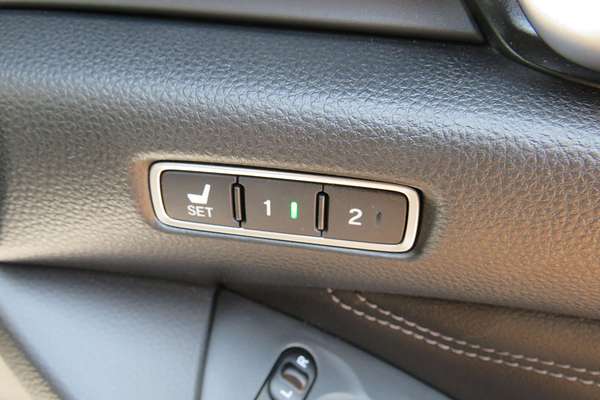 2020 Honda Accord VTi-LX 10th Gen