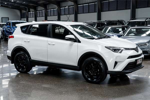 2017 Toyota RAV4 GX ZSA42R