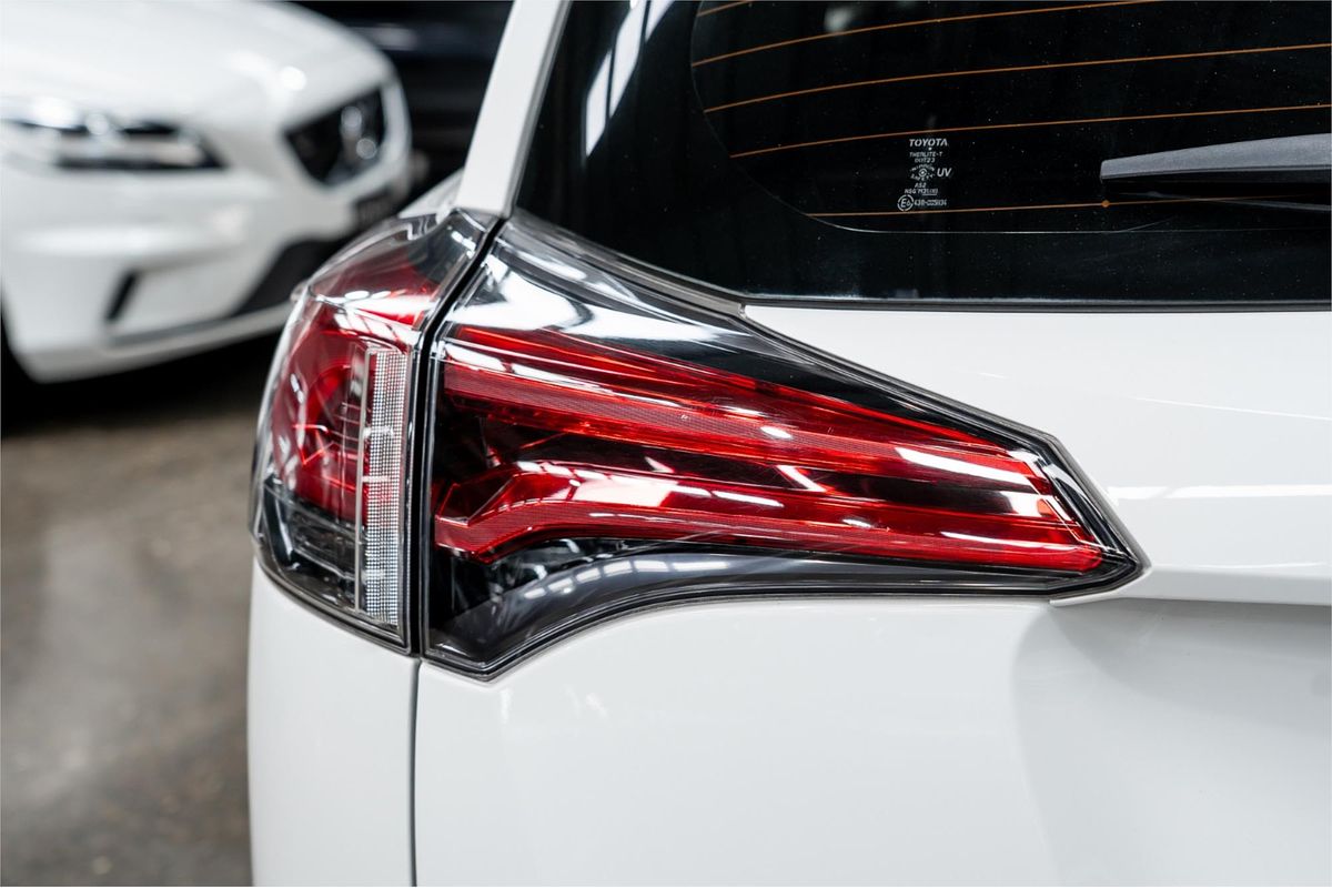 2017 Toyota RAV4 GX ZSA42R