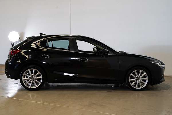 2017 Mazda 3 SP25 GT BN Series