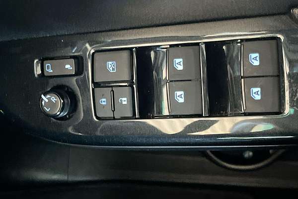 2024 Toyota Hilux Rogue 48V GUN126R 4X4