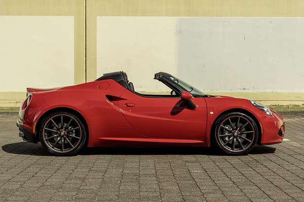 2019 Alfa Romeo 4C  Series 1