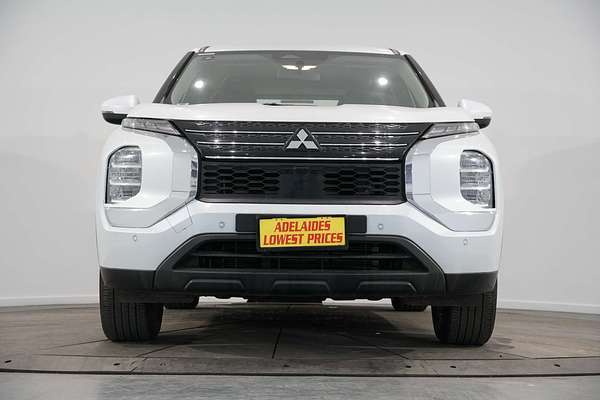 2024 Mitsubishi Outlander ES ZM