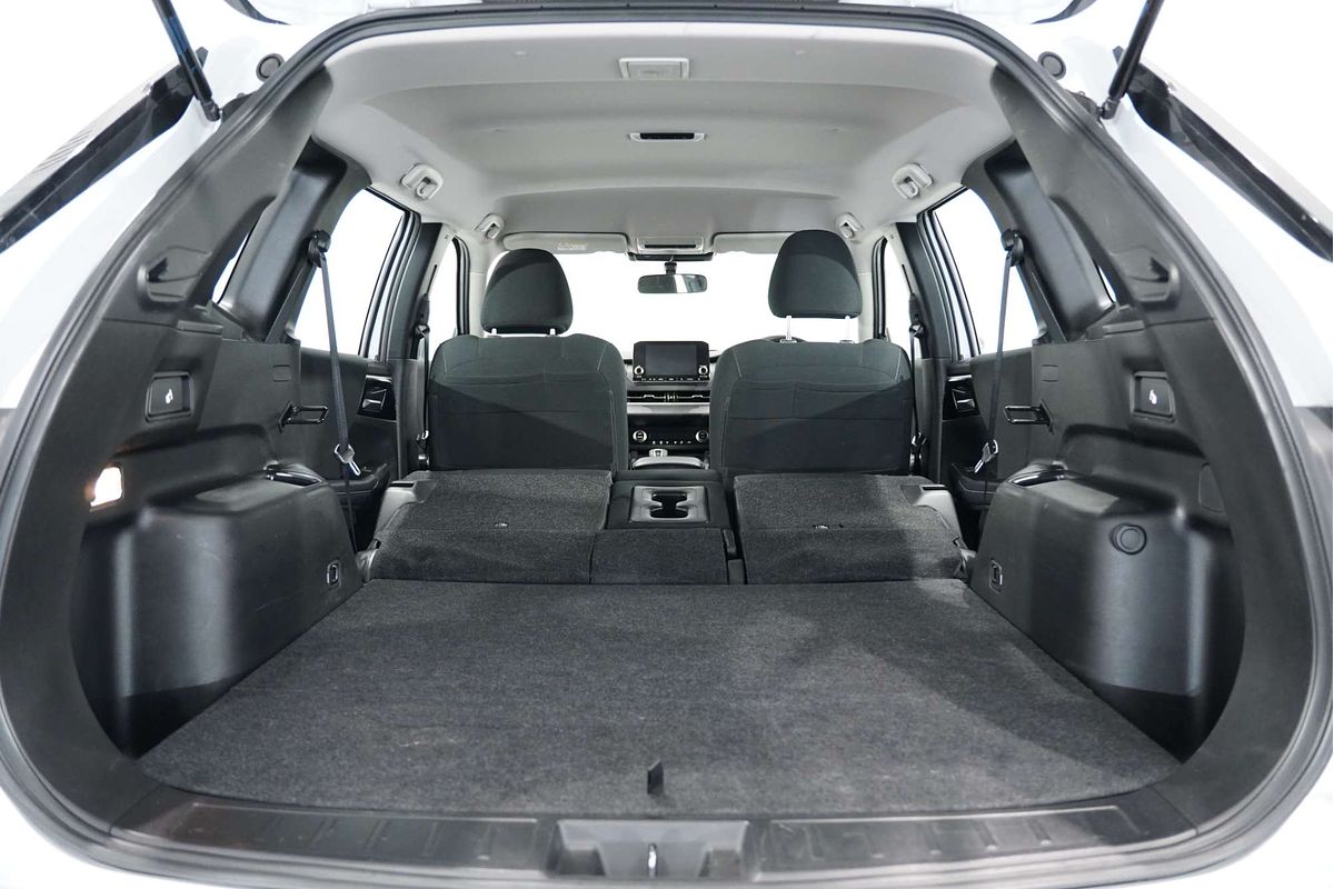 2024 Mitsubishi Outlander ES ZM