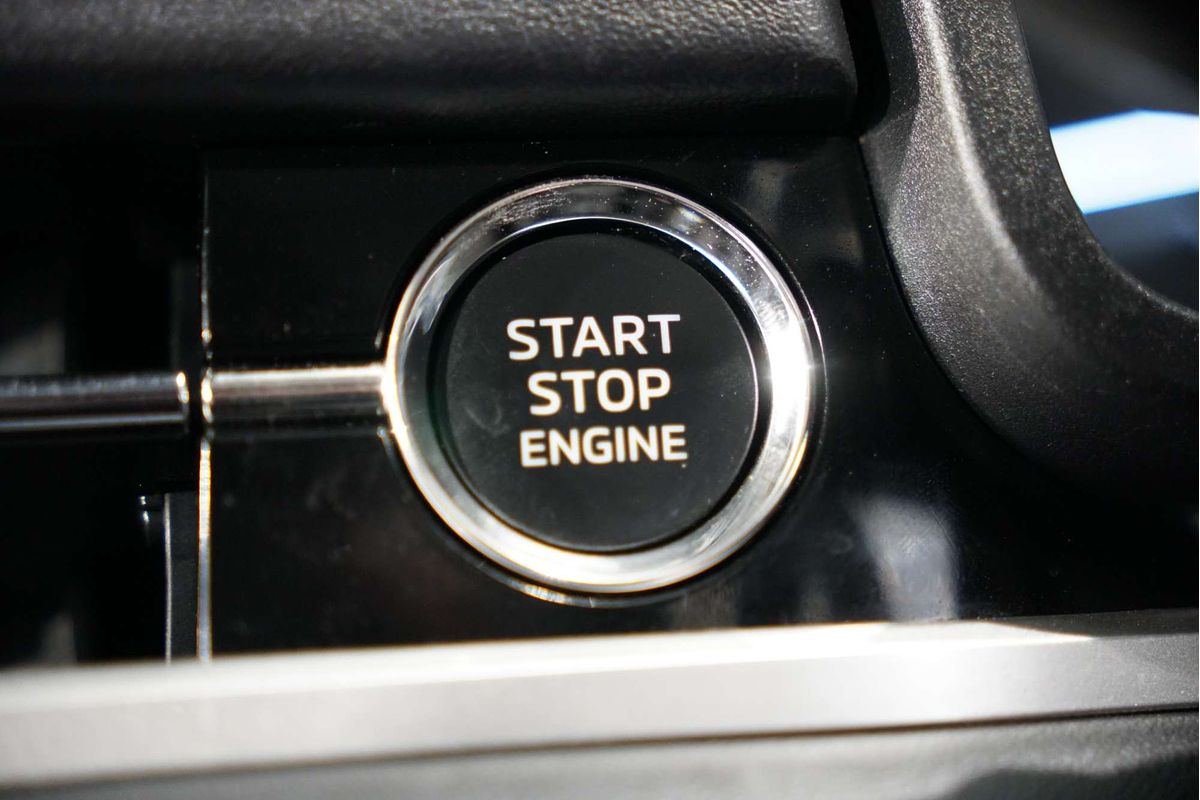 2024 Mitsubishi Outlander ES ZM