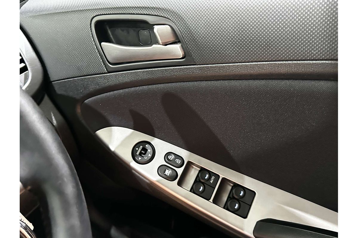 2018 Hyundai Accent Sport RB6