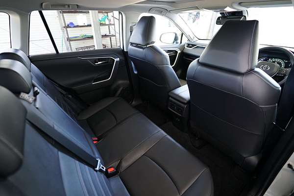 2020 Toyota RAV4 Cruiser AXAH54R