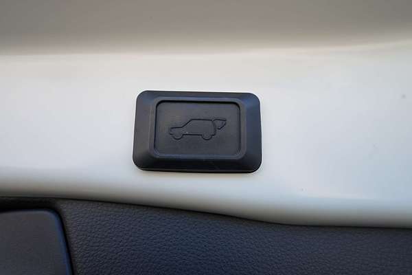 2020 Toyota RAV4 Cruiser AXAH54R