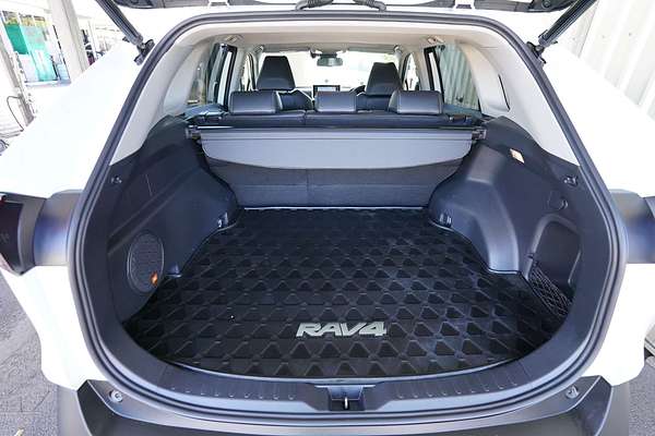 2020 Toyota RAV4 Cruiser AXAH54R