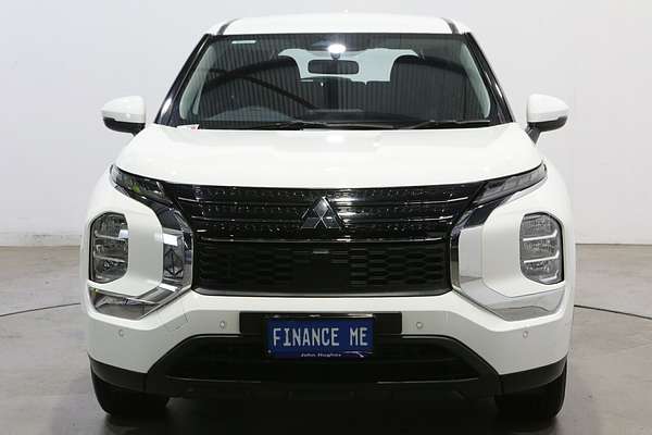 2024 Mitsubishi Outlander ES ZM