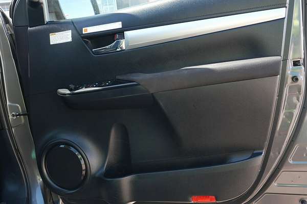 2019 Toyota Hilux SR5 GUN126R 4X4