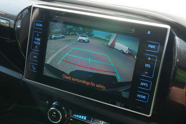 2019 Toyota Hilux SR5 GUN126R 4X4