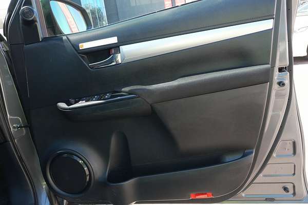 2022 Toyota Hilux SR5 GUN126R 4X4