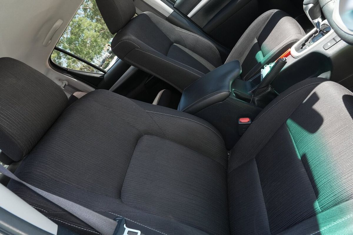 2022 Toyota Hilux SR5 GUN126R 4X4