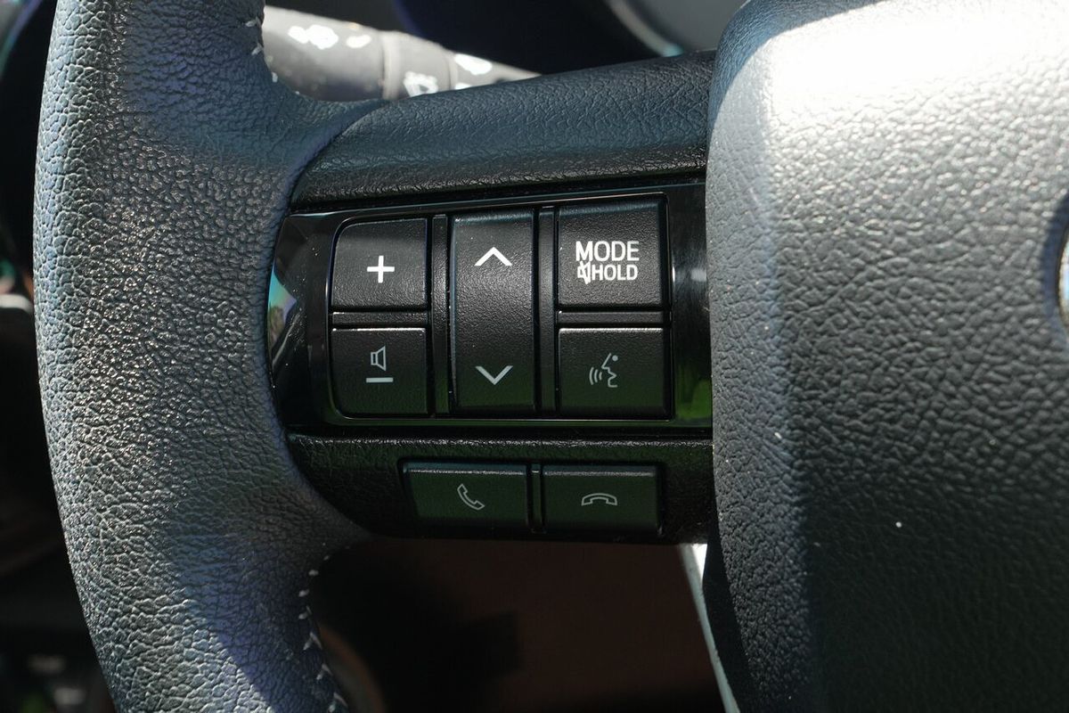 2022 Toyota Hilux SR5 GUN126R 4X4