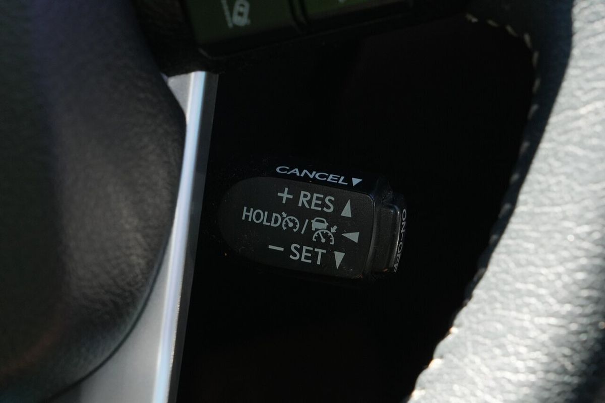 2022 Toyota Hilux SR5 GUN126R 4X4