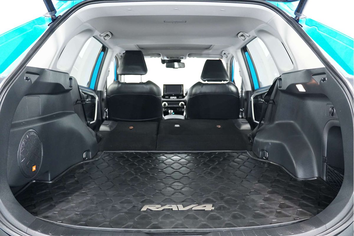 2020 Toyota RAV4 Cruiser AXAH52R