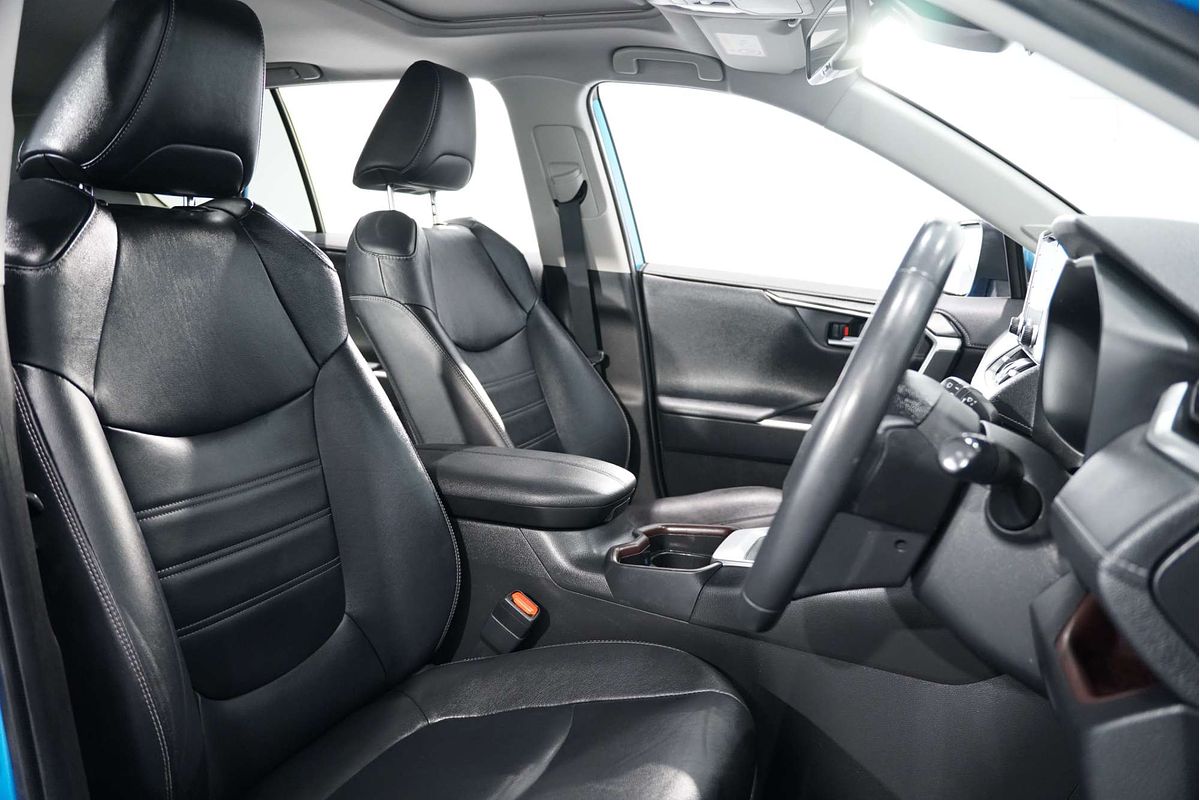 2020 Toyota RAV4 Cruiser AXAH52R