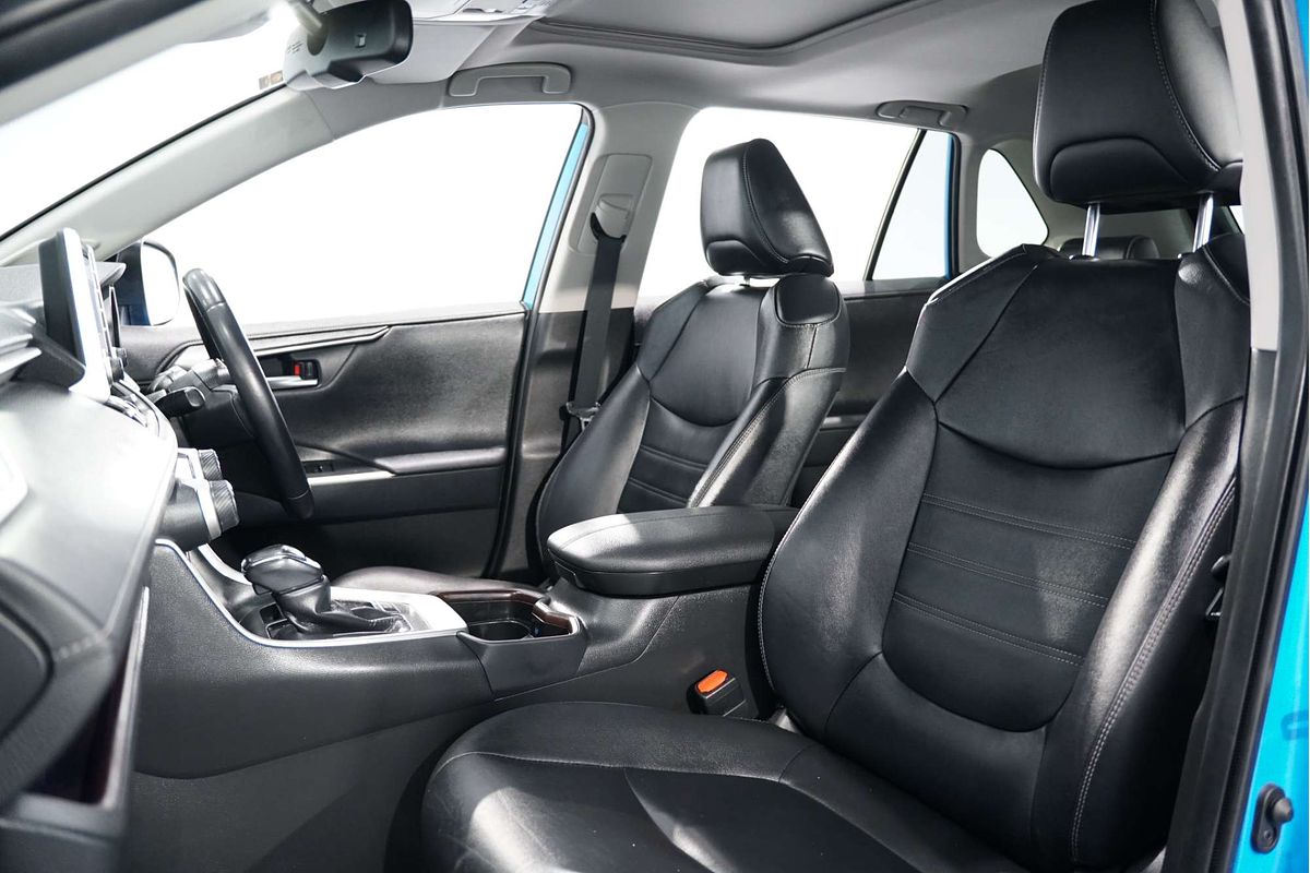 2020 Toyota RAV4 Cruiser AXAH52R