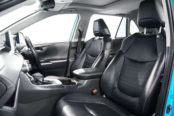 2020 Toyota RAV4 Cruiser AXAH52R